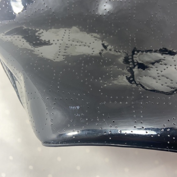 Authentic kate spade Harmony Metro Patent Leather Perferated Purse Tote- SALE! - Picture 15 of 15